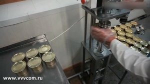 Машины для закатки жестяных и стеклянных банок в консервной промышленности