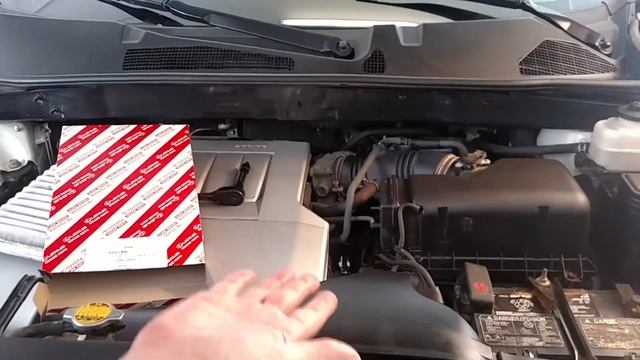 Air Filter Replacement - 2010 Toyota Highlander 3.5L V6