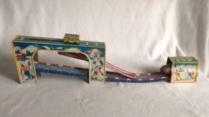 Заводная механическая игрушка -Горная дорога.СССР.Редкость