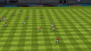 Заброс за линию защиты FIFA 13 iPhone/iPad - Juventus vs. Manchester Utd