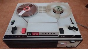 Magnetofon tesla B56