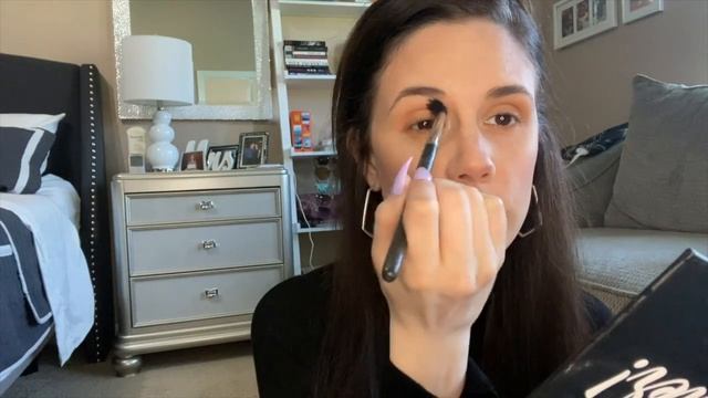 ILMAKIAGE WOKE UP LIKE THIS FLAWLESS FOUNDATION.