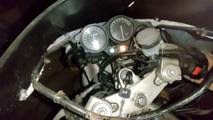 YAMAHA FZR 600R GENESIS ДОЛГО СТОЯЛ В САРАЕ