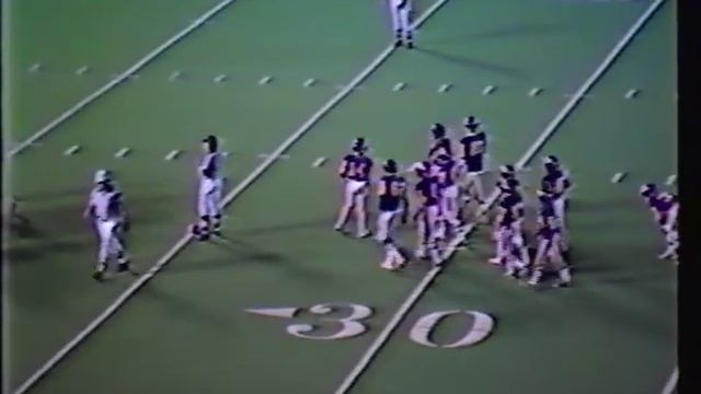 1984 Livonia Eagles Varsity Vs Farmington Vikings at the Pontiac Silverdome смотреть онлайн