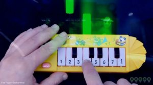 ZOONOMALY Theme (how to play on a 1$ piano)