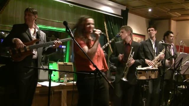 Мария Богомольникова и Covers Band. Chain of Fool. смотреть онлайн