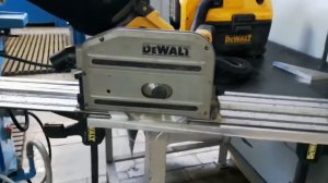 Zagłębiarka Dewalt DWS520