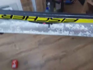 Станок для подготовки беговых лыж.