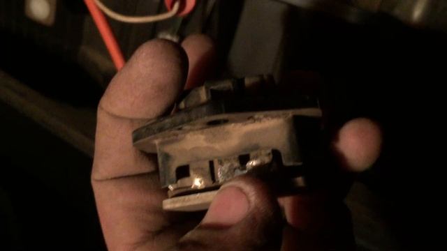 Easy Way to Troubleshoot a Blower Motor 2000 NPR Isuzu смотреть онлайн