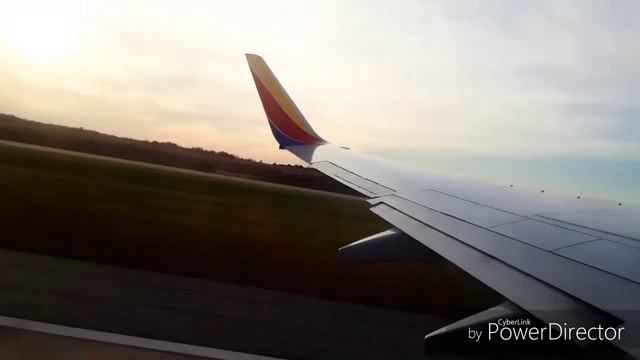 Southwest Airlines Boeing 737-700 Takeoff from Charlotte-Douglas смотреть онлайн