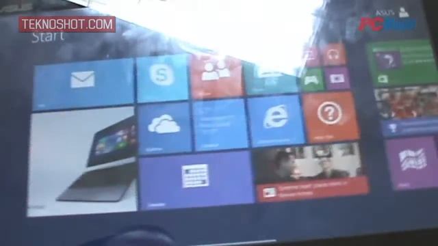 ASUS Transformer Book T100 - Windows 8.1 & Office di Mode Tablet смотреть онлайн