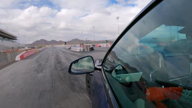 Unleashing Maximum Acceleration: Understanding How Tesla's Drag Strip Mode Works смотреть онлайн