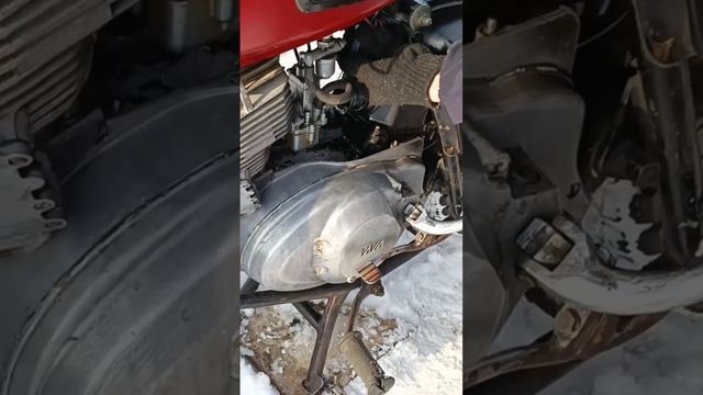 Рукажоп чинит Иж Планета 5#shorts смотреть онлайн