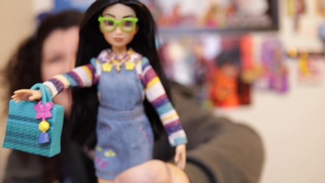 NEW Encanto Disney ILY 4Ever Fashion Pack, which doll will it fit? #encanto #disneydolls #disney смотреть онлайн