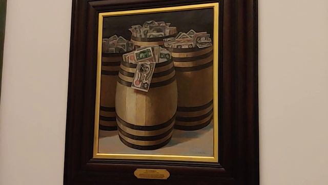 What's Inside the Federal Reserve? | Economics IRL смотреть онлайн