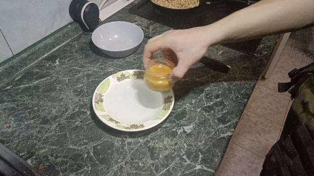 ПОЛЕВАЯ КУХНЯ - ЭПИЗОД ПЕРВЫЙ тыквенный мус с медовой крошкой смотреть онлайн