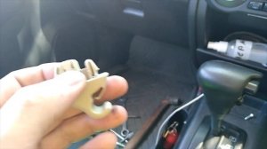 Паджеро-Мини: снять панели потолка и салона.