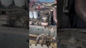 Самосвал сельхозник с трёхсторонней разгрузкой грузоподъёмность 15 тонн