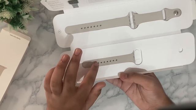 Unboxing starlight Apple Watch 🔥🔥🔥 смотреть онлайн