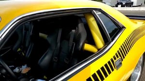 1970 BLACK HOOD YELLOW PLYMOUTH BARRACUDA