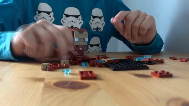 ЖЕЛЕЗНЫЙ ЧЕЛОВЕК MK50 LEGO BRICKHEADZ