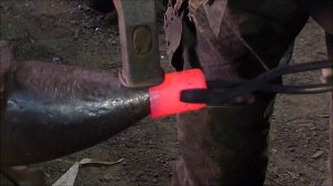 мастер класс Бориса Милова по ковке-"Кузнечный колокольчик"