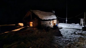 Ночевка в заброшенной деревне/Зимняя ловля хариуса на таежной реке.