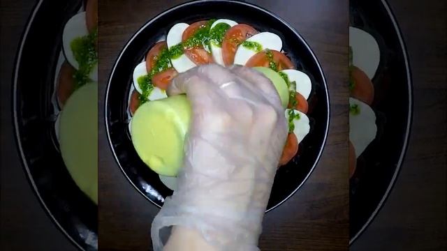 Капрезе за 30 секунд | Готовим вместе - Деликатеска.ру