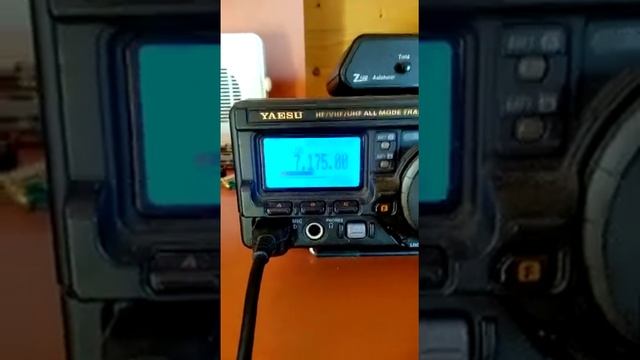 Приём Алексея Игонина на 7.175 МГц с Yaesu ft-897.