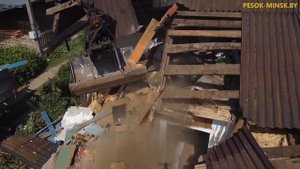 Снос старого дома грейфером Минск