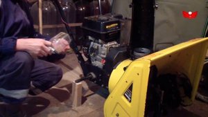 Снегоуборщик - замена масла