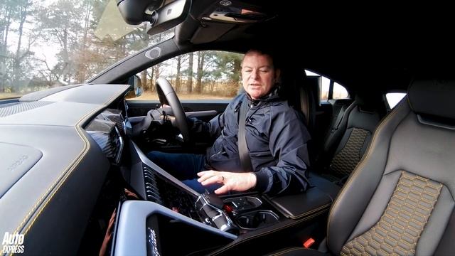 New 2019 Lamborghini Urus review - has Lamborghini lost its mind by creating an SUV? смотреть онлайн