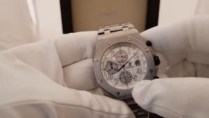 Часы Audemars Piguet Royal Oak Offshore Chronograph Silver Dial 25721ST.OO.1000ST.07.A