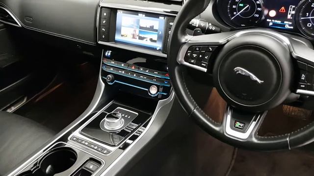 Zucar Cork - YA16AOF - 2016 Jaguar XE R-Sport i4 2.0d 180 Sequential Shift ... смотреть онлайн