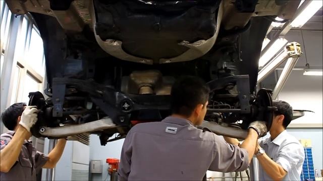 SAAB 9-3X後軸拆卸 смотреть онлайн