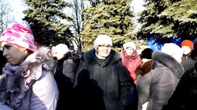 Красногоровка Марьинский р-н, праздник украинского борща в зоне АТО.