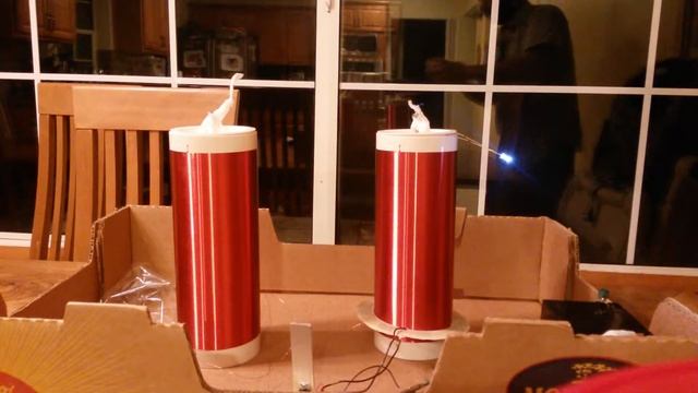 Tesla coil fire balls!! смотреть онлайн