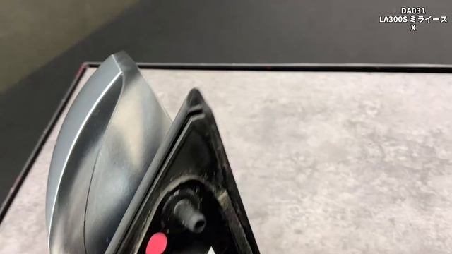 DA031 LA300S ミライース X リアゲート 右ドアミラー ◆S28 ｼﾙﾊﾞｰM смотреть онлайн