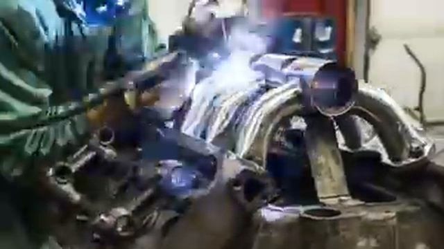 Rebuild Mesin Chrysler Hemi FirePower V8 dalam 5 menit!!! смотреть онлайн