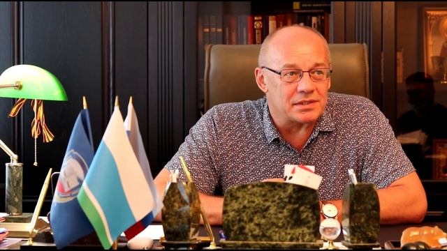 Ректор УрГЮУ В.А.Бублик о выборе профессии смотреть онлайн