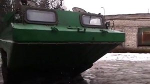 Гусеничный плавающий транспортёр средний ПТС-М