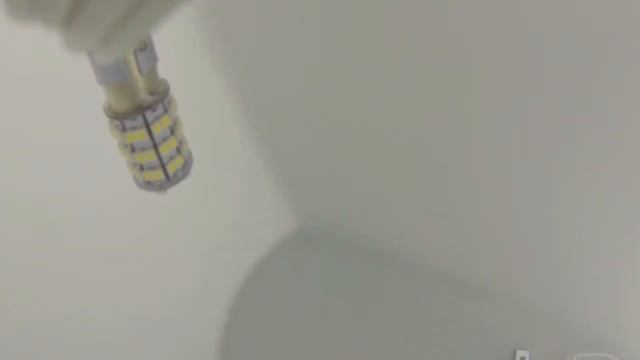 Replacing the light bulbs in your Bullet window sign смотреть онлайн