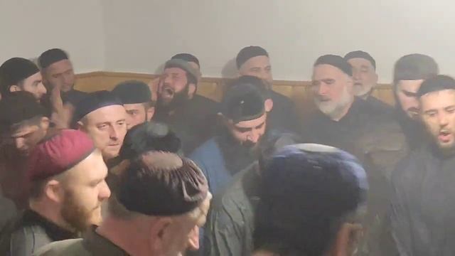 Зикр в Чечен-Ауле (Халид волчахь 3-часть) 11 декабря 2021 г. смотреть онлайн