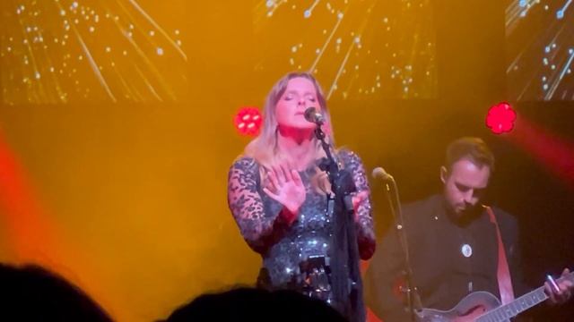 Estuardo & Mario Ruedas in San Jose Civic with Rumours of Fleetwood Mac 10/8/2023 смотреть онлайн