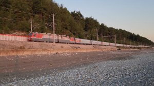 вечерний на Владикавказ, 2ЭС4К-125 с поездом №630 Адлер-Владикавказ (21 вагон)