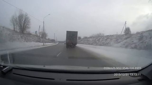 Встретил Юлю Лазареву.