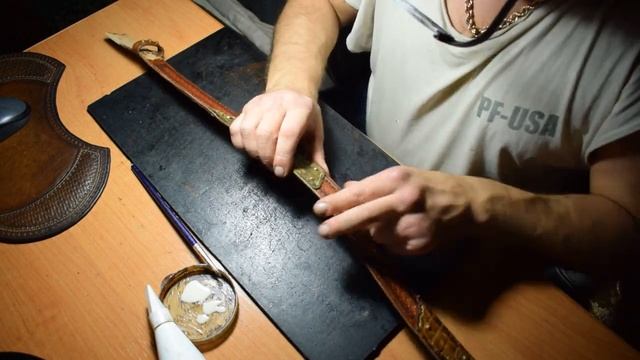Пришиваем Пряжку. Шлёвка. Ремень из кусков кожи. 4ч. Эксклюзивные изделия из кожи. смотреть онлайн
