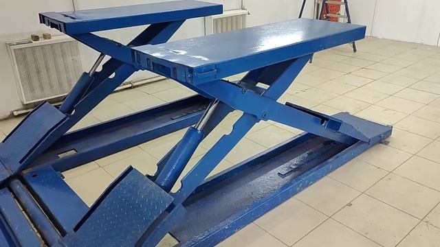 Ножничный подъёмник 3 тонны.