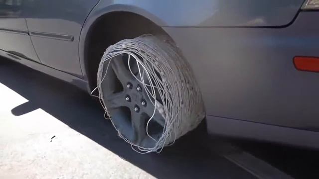 Driving on 200 Apple Chargers Instead of Rubber Tires Will it Drive? смотреть онлайн