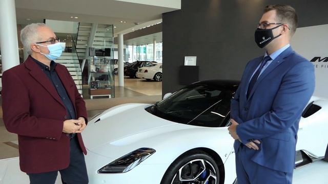 Lancement de la Maserati MC20 смотреть онлайн